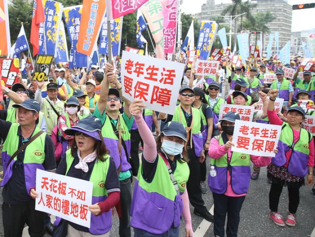 香港五一游行-老年人也有诉求.jpg